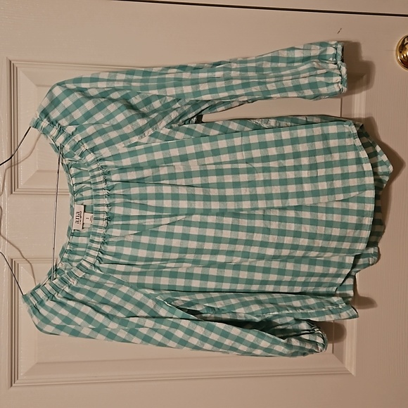 3/$15 - Green and White Checked Top - Picture 1 of 6